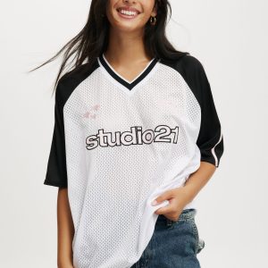 Oversized V Neck Raglan Jersey
