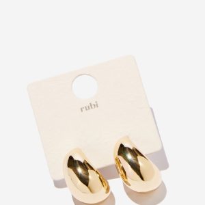 Mid Charm Earring