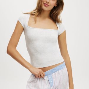90S Scoop Neck Tee